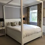 Flynns Of فندق مبيت وإفطار 3*