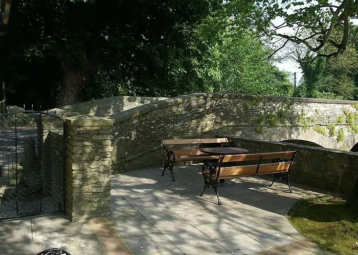 Flynns Of Bed & Breakfast