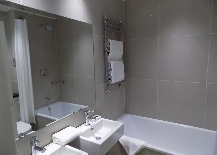 Flynns Of 3* Termonfeckin